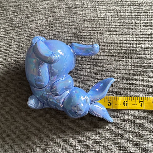 Vintage Norcrest Korea Iridescent Blue Laying Bunny Rabbit Figurine - Picture 10 of 11